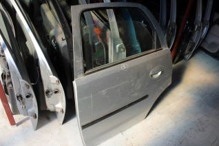 Opel Corsa C Sol Arka Kapı Gri